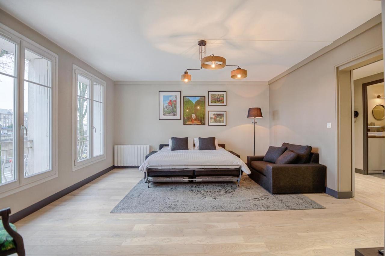 Appartamento Le Gambetta - T3 Standing Avec Parking, Wifi, Netflix Laval  Esterno foto